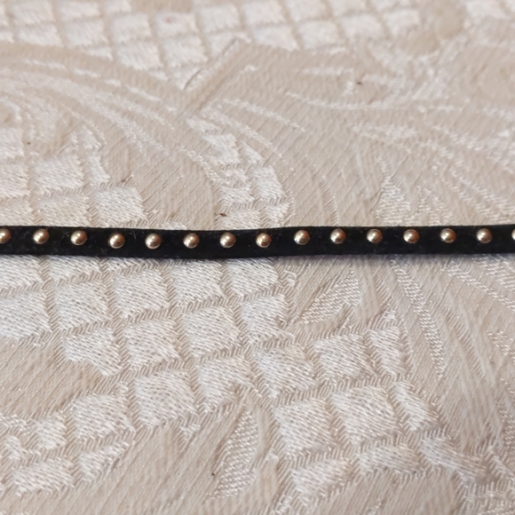 Chocker - Picture 2 of 2